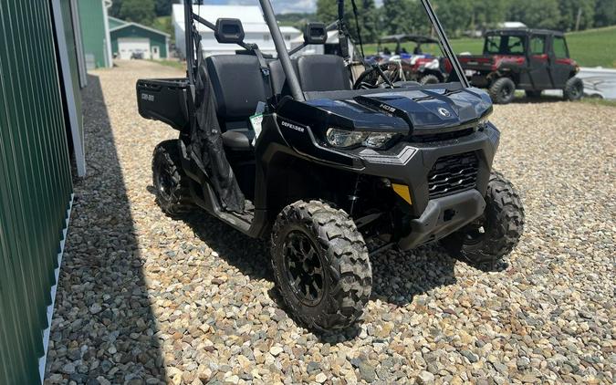 2024 Can-Am® Defender DPS HD9 Timeless Black