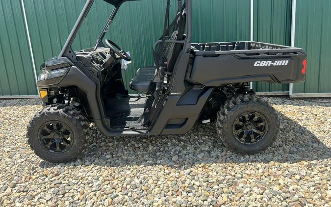 2024 Can-Am® Defender DPS HD9 Timeless Black