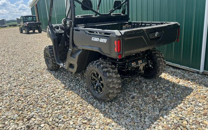 2024 Can-Am® Defender DPS HD9 Timeless Black