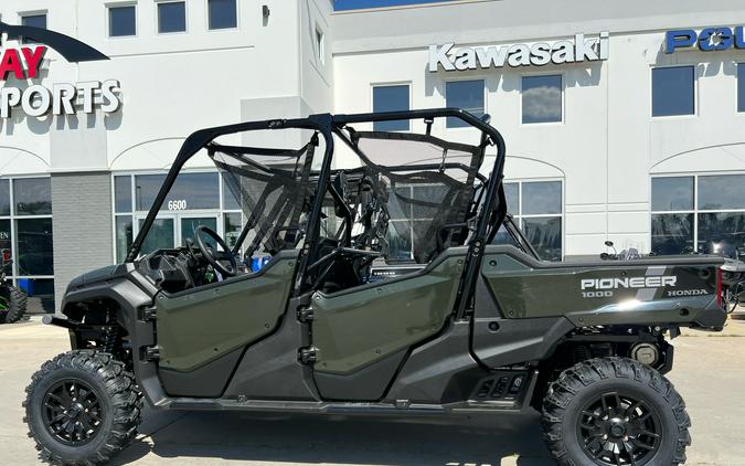 2025 Honda Pioneer 1000-6 Deluxe Crew