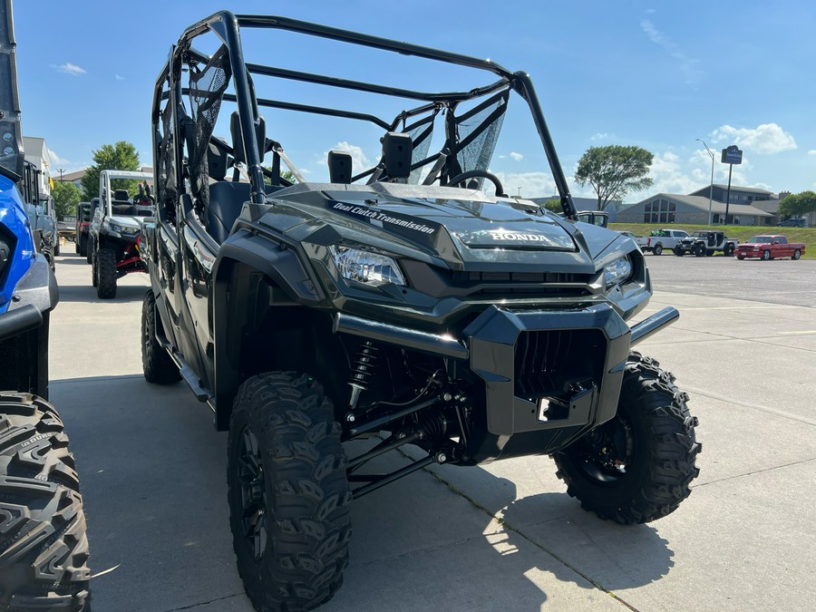 2025 Honda Pioneer 1000-6 Deluxe Crew
