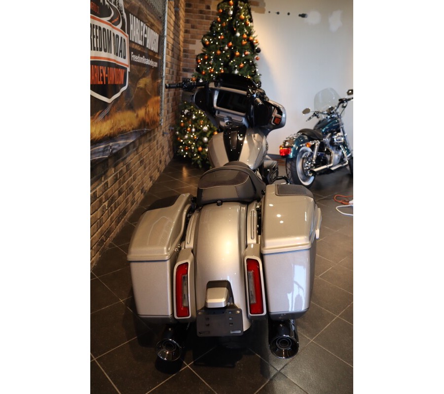 2023 Harley-Davidson CVO Street Glide