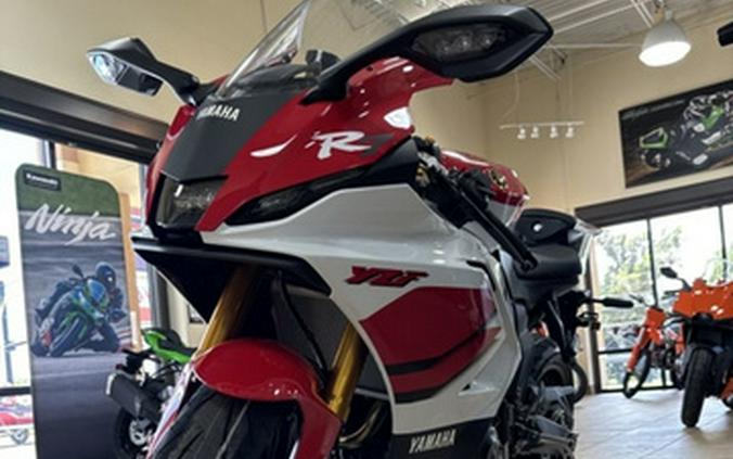 2026 Yamaha YZF R7 70Th Anniversary Edition