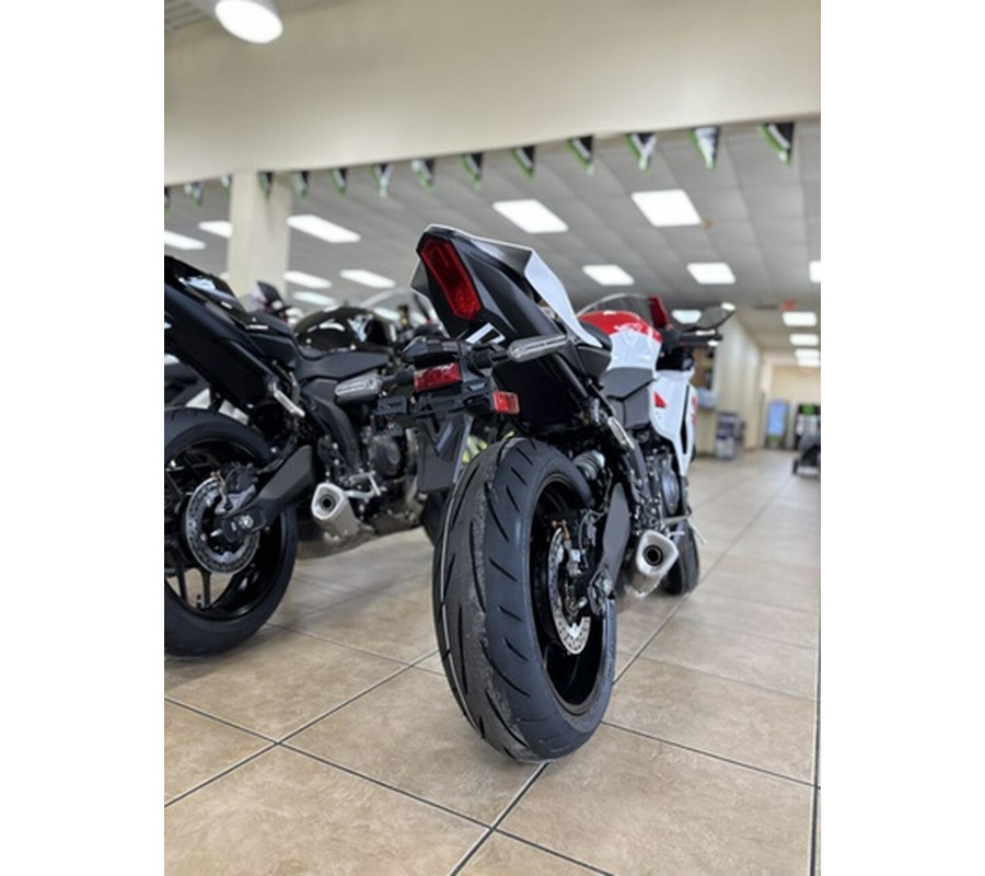 2026 Yamaha YZF R7 70Th Anniversary Edition