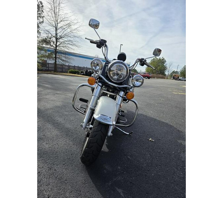 2022 Harley-Davidson® FLHP