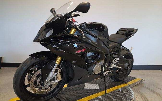 2016 BMW S 1000 RR Black Storm Metallic / Racing Red