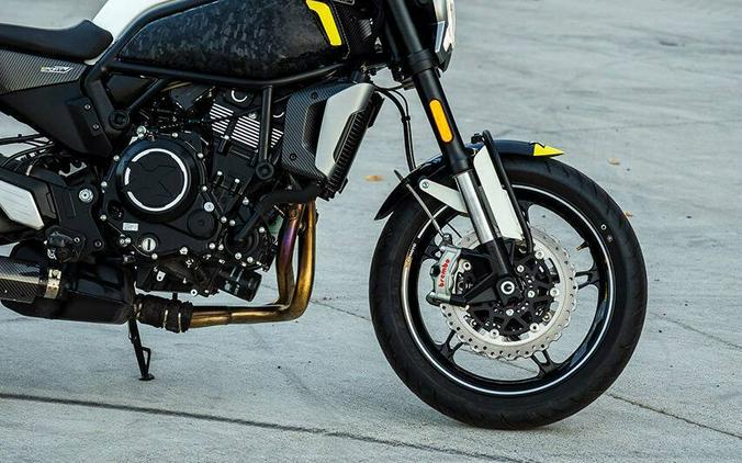 2022 CFMOTO 700CL-X Sport