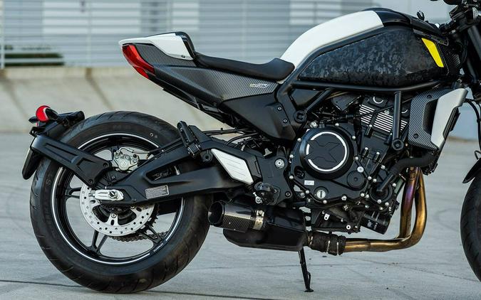 2022 CFMOTO 700CL-X Sport
