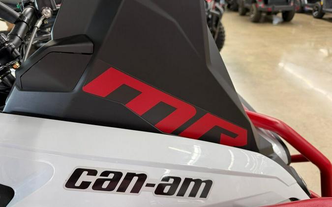 2026 Can-Am Renegade X mr 1000R