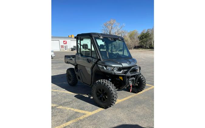 2024 Can-Am Defender Limited HD10