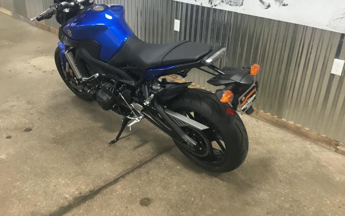 2016 Yamaha FZ-09