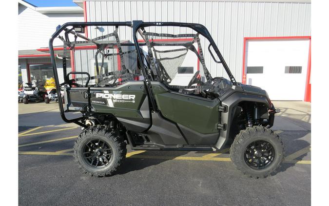 2025 Honda Pioneer 1000-5 Deluxe