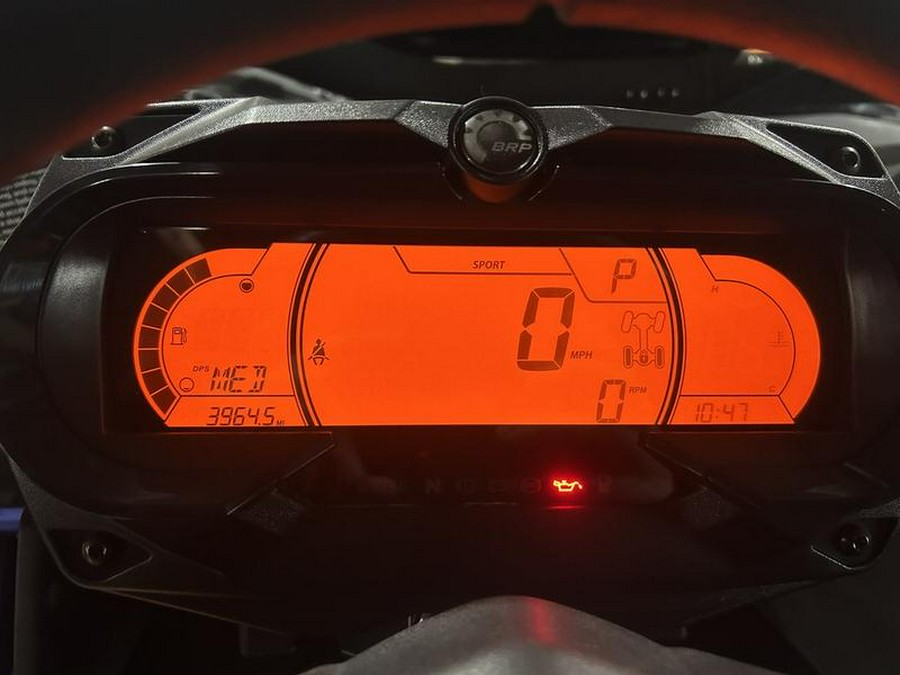 2020 Can-Am® Maverick™ X3 X™ rc Turbo RR