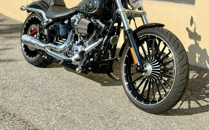 2017 Harley-Davidson® Breakout® FXSB - FACTORY CUSTOM PAINT & LOW MILES