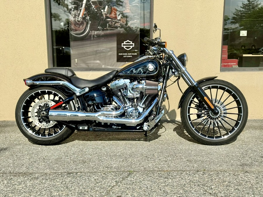 2017 Harley-Davidson® Breakout® FXSB - FACTORY CUSTOM PAINT & LOW MILES