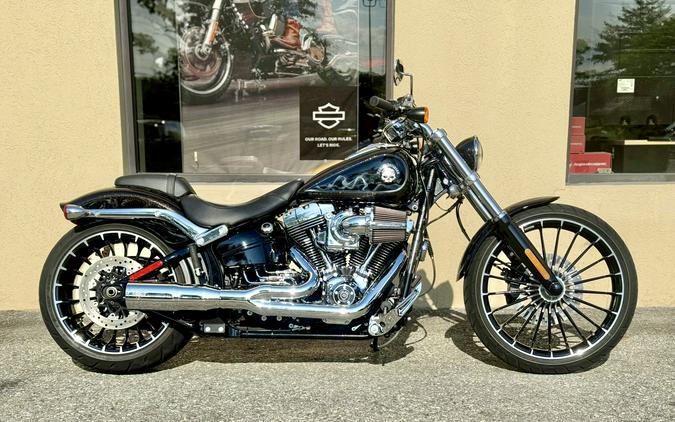 2017 Harley-Davidson® Breakout® FXSB - FACTORY CUSTOM PAINT & LOW MILES