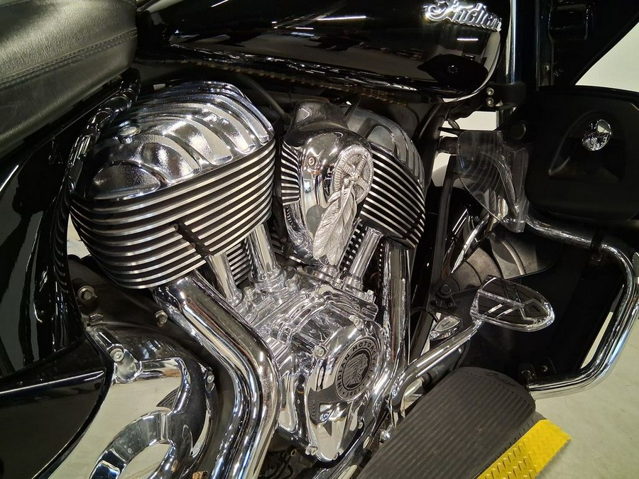 2018 Indian Motorcycle® Roadmaster® ABS Thunder Black