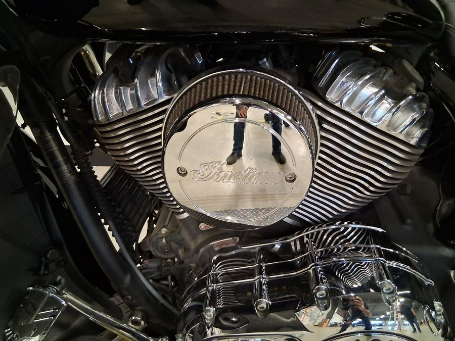 2018 Indian Motorcycle® Roadmaster® ABS Thunder Black