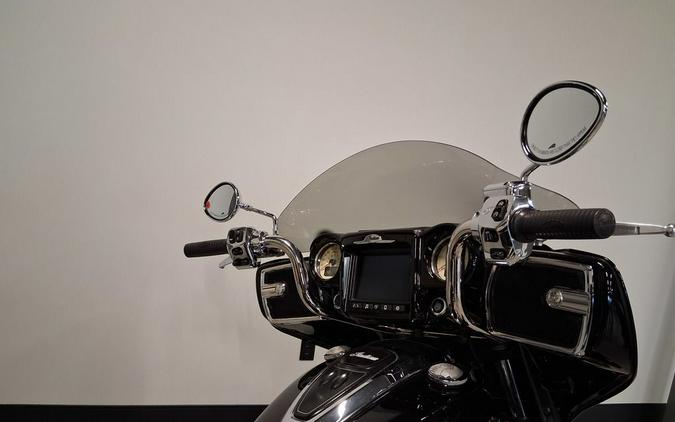 2018 Indian Motorcycle® Roadmaster® ABS Thunder Black