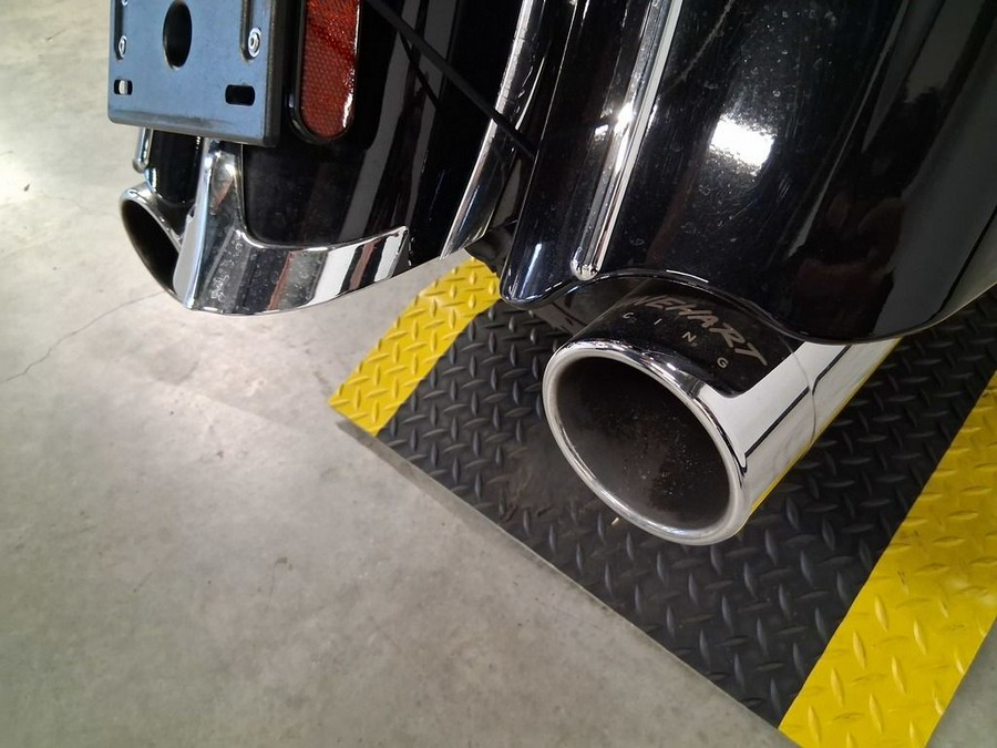 2018 Indian Motorcycle® Roadmaster® ABS Thunder Black