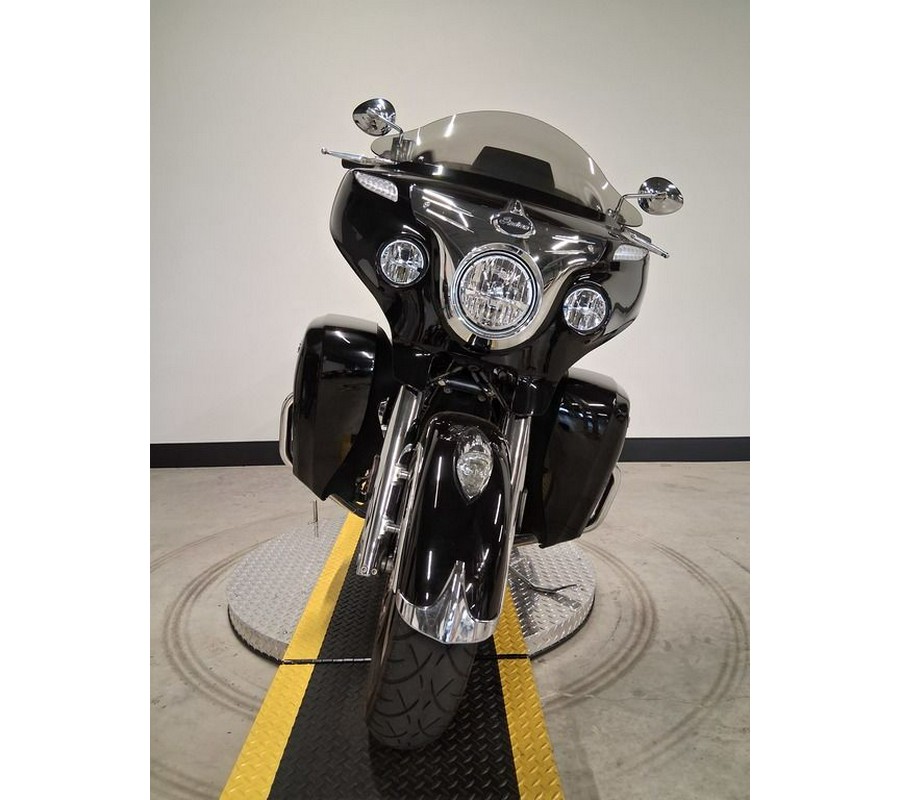 2018 Indian Motorcycle® Roadmaster® ABS Thunder Black