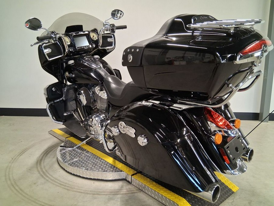 2018 Indian Motorcycle® Roadmaster® ABS Thunder Black