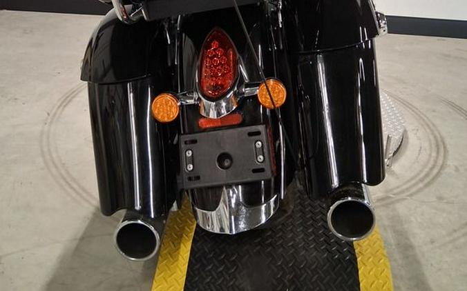 2018 Indian Motorcycle® Roadmaster® ABS Thunder Black