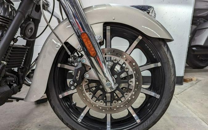 2023 Indian Chieftain Limited Silver Quartz Metallic