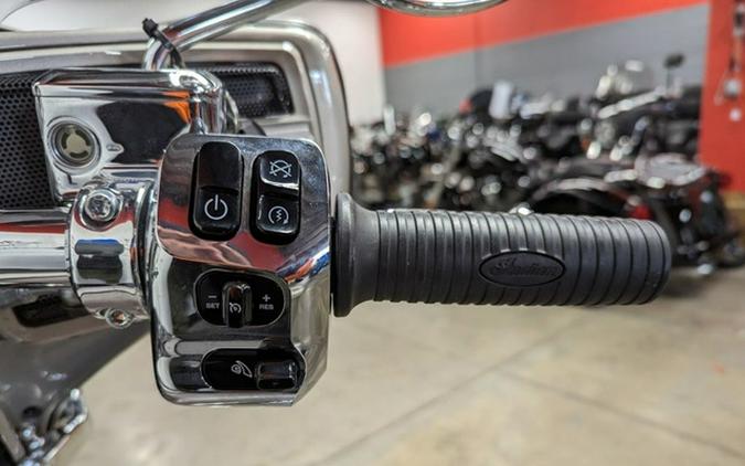 2023 Indian Chieftain Limited Silver Quartz Metallic