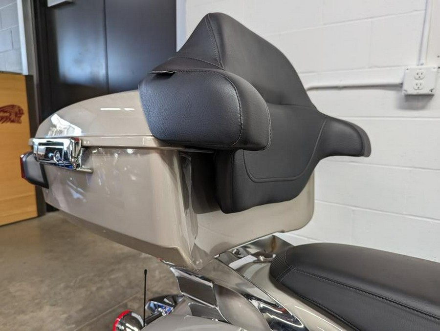 2023 Indian Motorcycle® Chieftain® Limited Silver Quartz Metallic