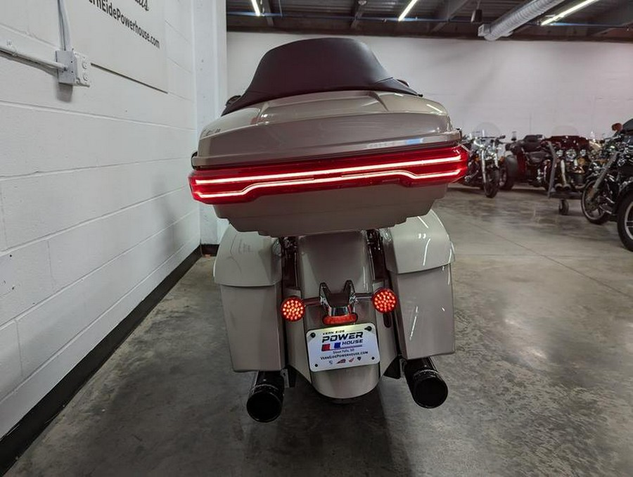 2023 Indian Motorcycle® Chieftain® Limited Silver Quartz Metallic