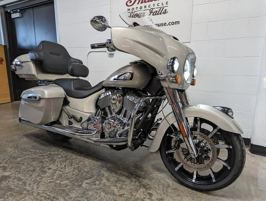 2023 Indian Motorcycle® Chieftain® Limited Silver Quartz Metallic