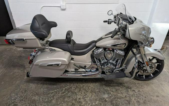 2023 Indian Chieftain Limited Silver Quartz Metallic