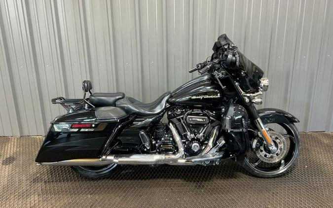 2017 Harley-Davidson Street Glide CVO