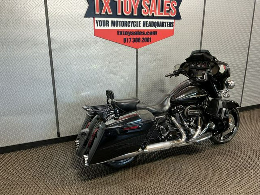 2017 Harley-Davidson Street Glide CVO