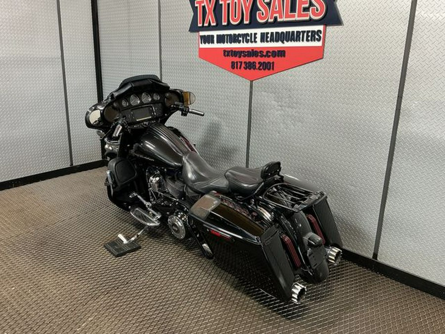 2017 Harley-Davidson Street Glide CVO