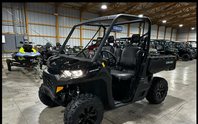 2024 Can-Am® Defender DPS HD9 Timeless Black