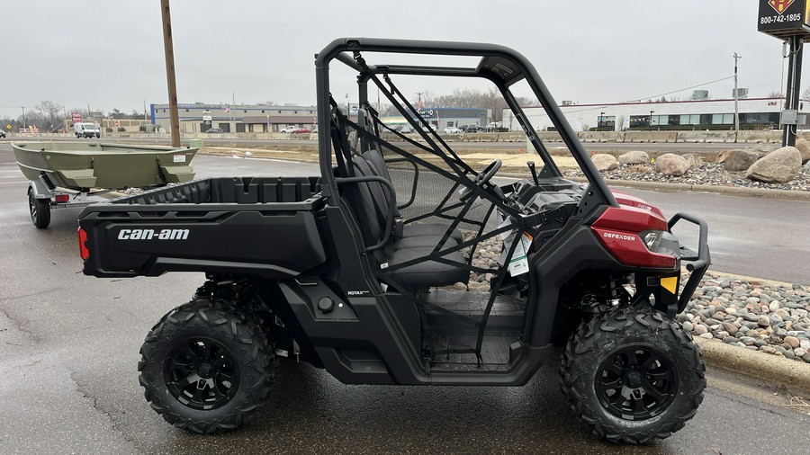 2024 Can-Am™ Defender DPS HD9