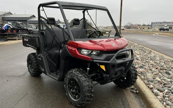 2024 Can-Am™ Defender DPS HD9