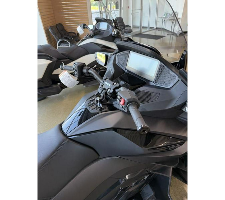 2025 Can-Am® SPYDER RT LIMITED (SE6)