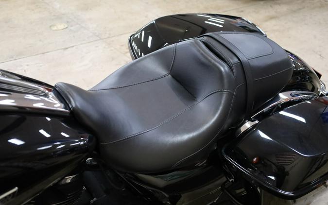 FLHX 2023 Street Glide®