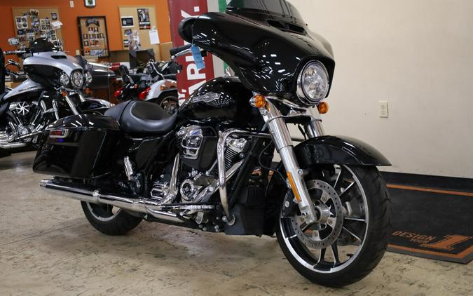 FLHX 2023 Street Glide®