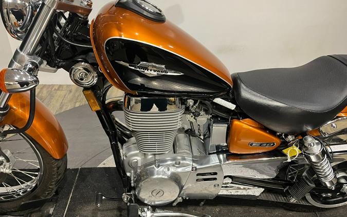 2013 Suzuki Motor of America Inc. Boulevard S40