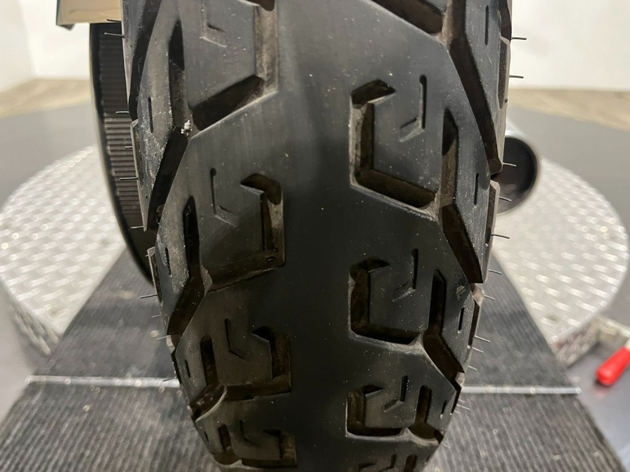 2013 Suzuki Motor of America Inc. Boulevard S40