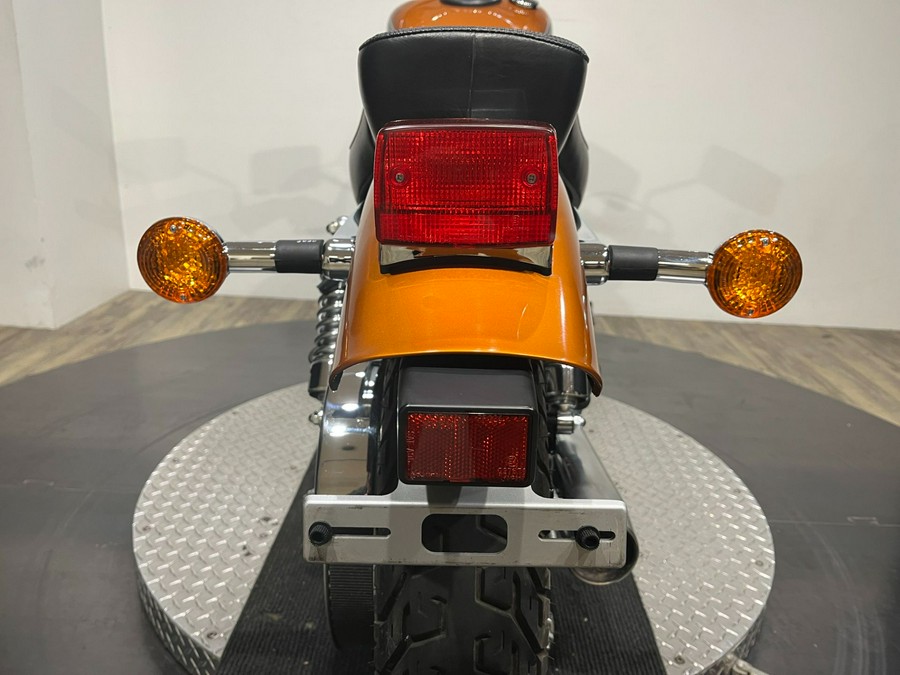 2013 Suzuki Motor of America Inc. Boulevard S40