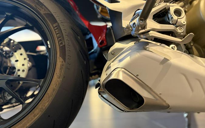 2021 Ducati STREETFIGHTER V4S