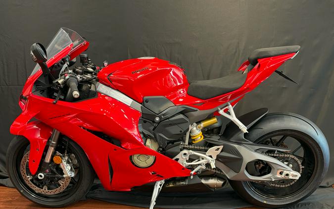 2025 Ducati Panigale V4