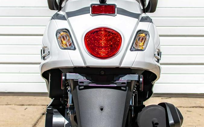 2022 SYM Scooters Fiddle 4 200i Arctic White