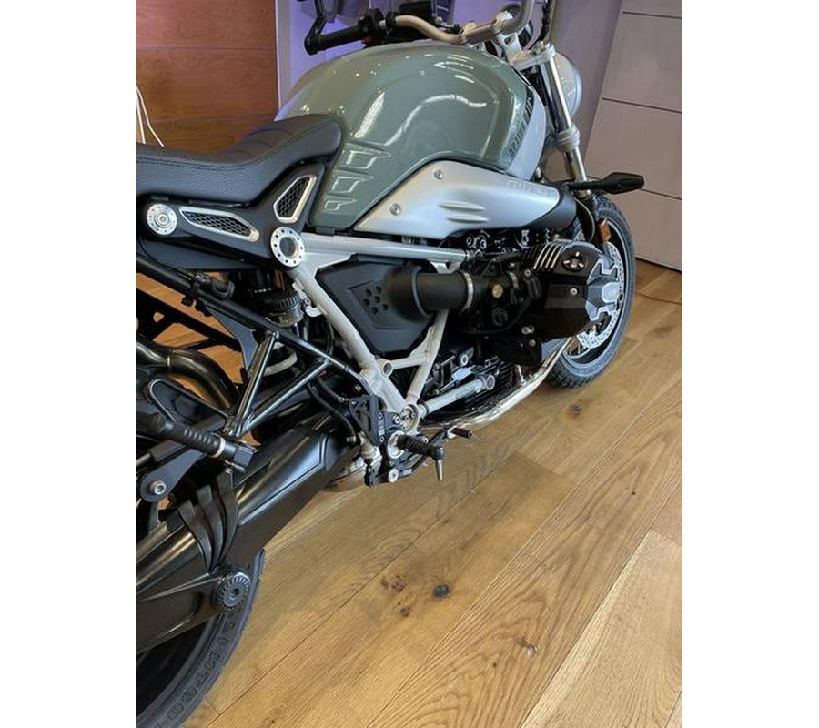 2023 BMW R nineT Pure 719 Underground/Light White