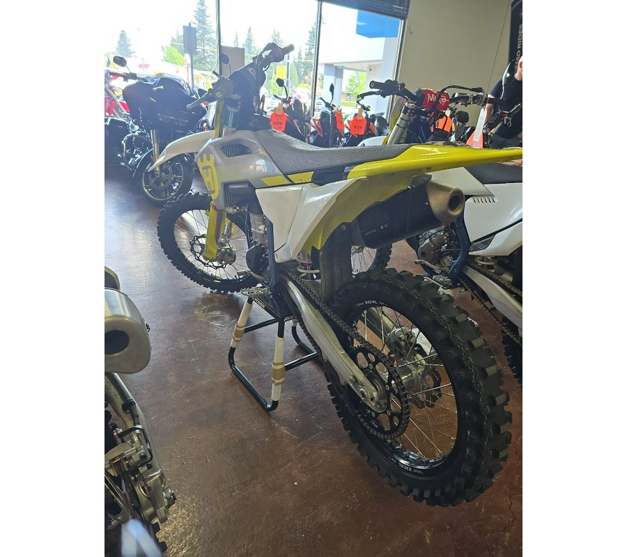 2024 Husqvarna Motorcycles FC 450